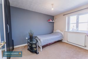 Bedroom- click for photo gallery